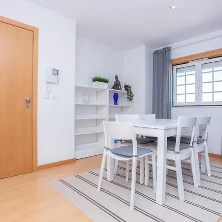 Terrace Bairro Novo By Rent4all * 菲盖拉-达福什