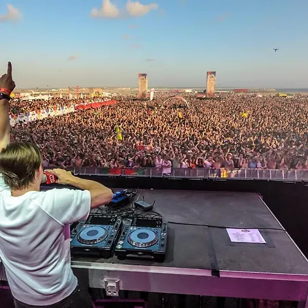 Terrace Bairro Novo By Rent4all Appartamento